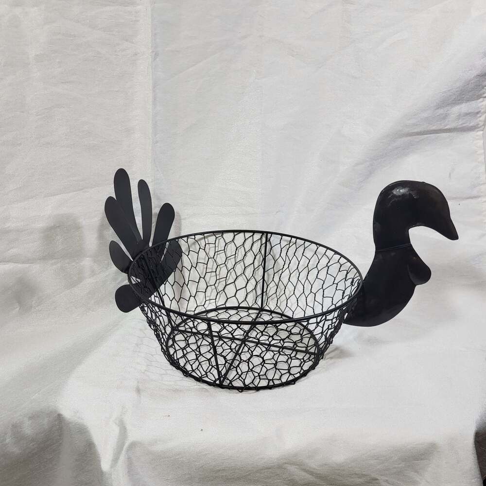 Black Metal Wire Turkey Shaped Harvest Basket